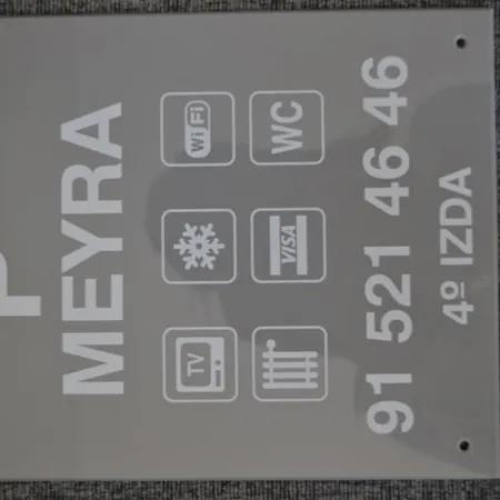 Hostal Meyra Madrid Exterior foto